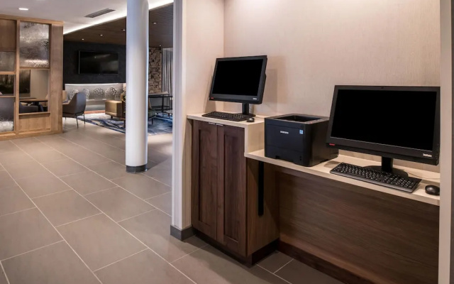 Fairfield Inn & Suites Staunton
