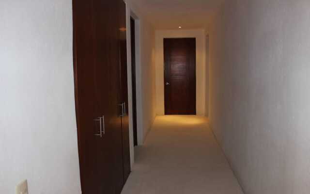 4BR APT IN Paseo DE LA Playa 35, Acapulco Diamante