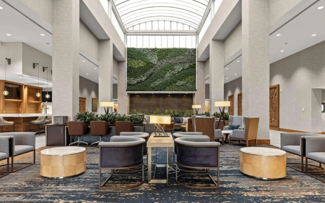 Embassy Suites by Hilton Irving Las Colinas