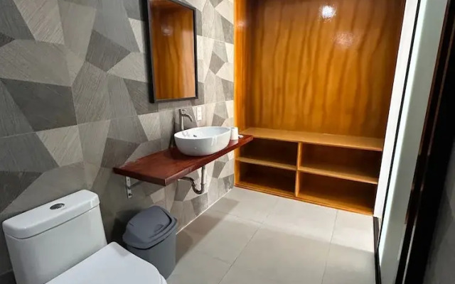 Bluewaves Hostel & Villa Panagsama by Hiverooms