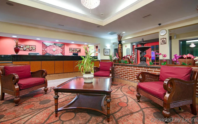 Comfort Inn & Suites North Charleston - Northwoods