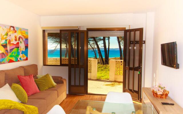 Comfortable Apartment in Sanxenxo with Terrace
