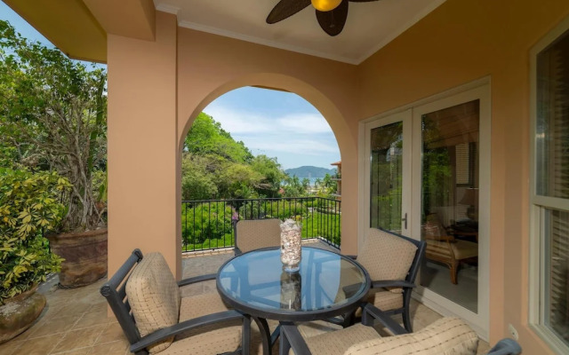 Bella Vista 8B 3 Bedr 3 1 2 Bath