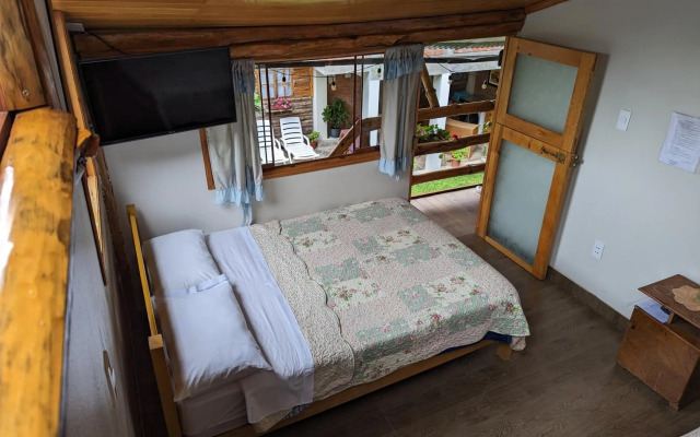 FRANKFURTER HOF FAMILIAR Oxapampa