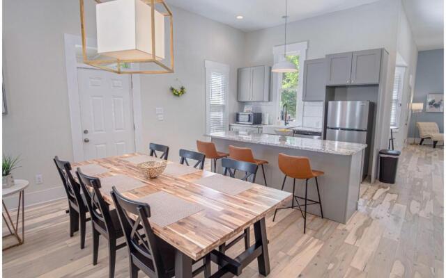 Incredible New 3BR2BA Near Downtown