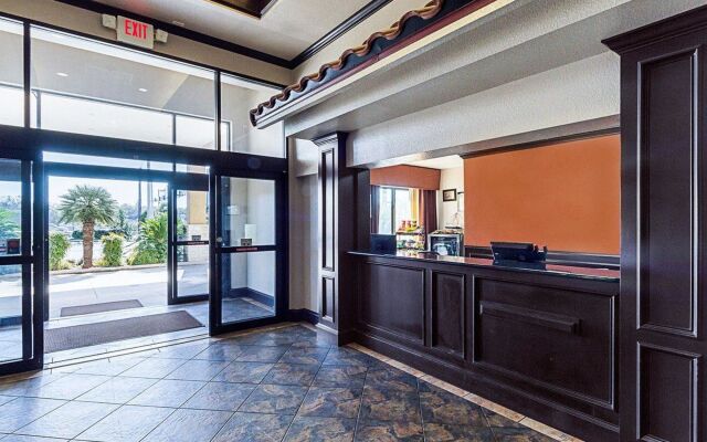 SureStay Plus Hotel by Best Western San Antonio North