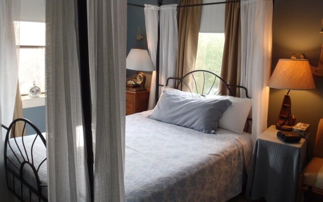Haselwood Inn B&B
