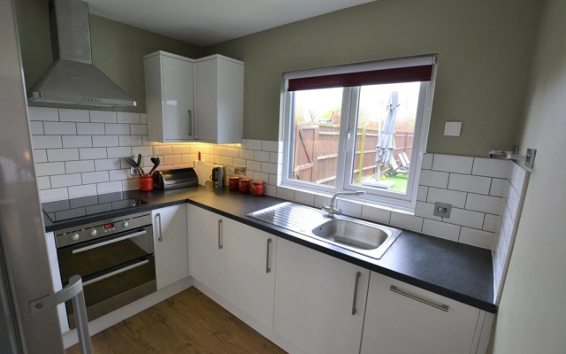 The Chiltern Lodges at Upper Farm Henton