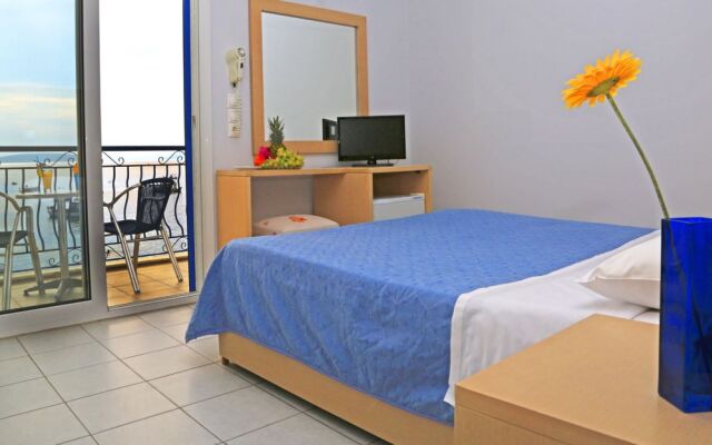 Hotel Aris