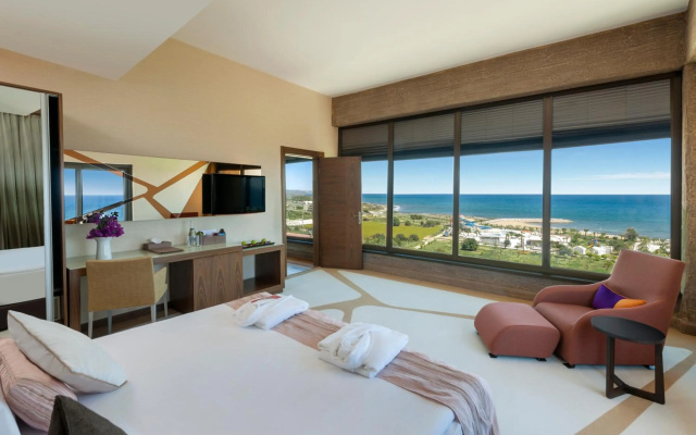 Noah's Ark Deluxe Hotel & Spa
