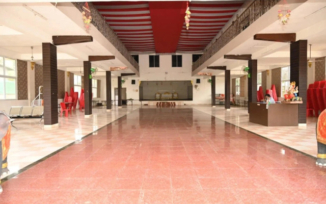 Sumant Palace