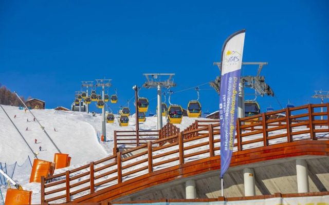 Paradiso Ski in - Ski out Mt 50