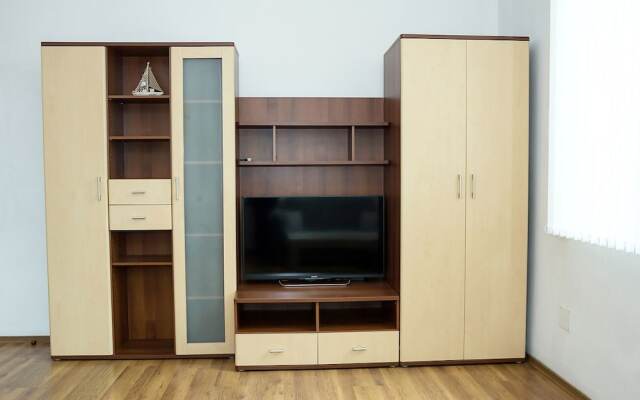 FM Deluxe 2-BDR Apartment - Top Spot