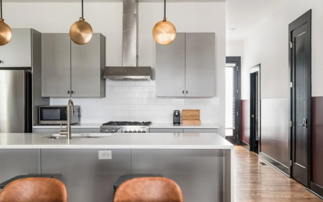 Monroe 9 in Nashville