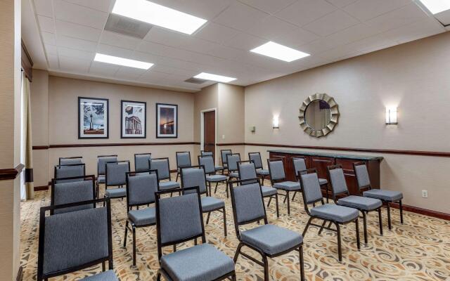 Comfort Suites Chesapeake - Norfolk