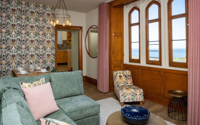 Watermouth Castle, Harbour Apartment