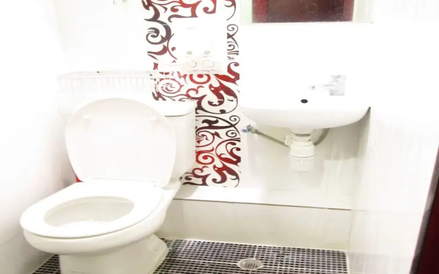 New Las Vegas Guest House 5F
