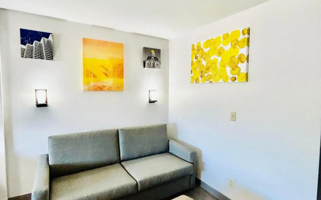 Comfort Suites Terre Haute University Area