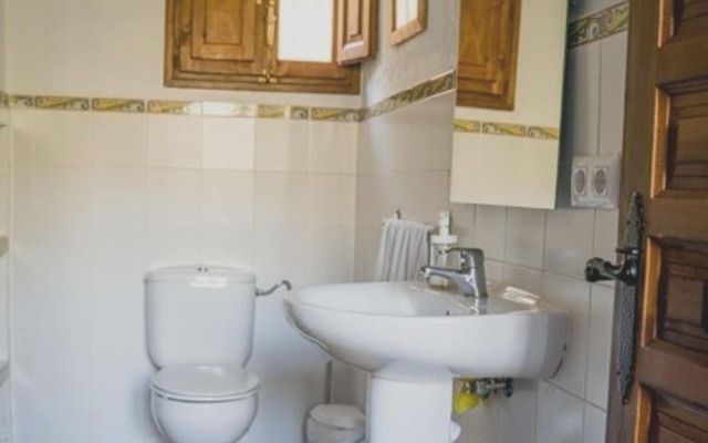 House With 2 Bedrooms in Yeste, With Terrace and Wifi