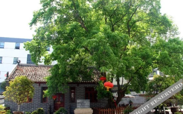 Xiangyang Rongting Guest House