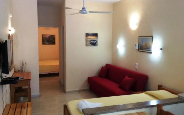Almyra Apartments & Studios