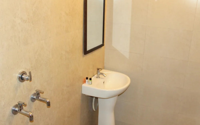 Goroomgo Krishna Residency Bareilly
