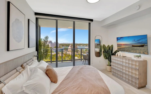 Luxury Condos Near Miami Beach
