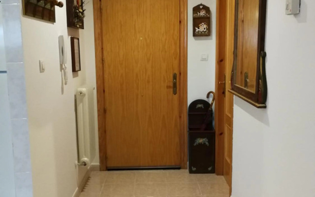 Atico en Biescas con Piscina, Tenis y Barbacoa