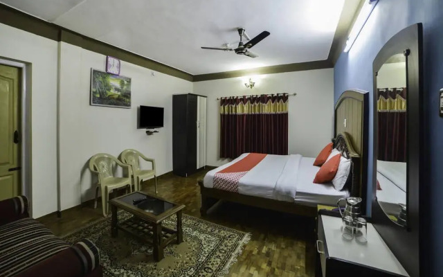 OYO 28641 Vijaya Deepa Guest House