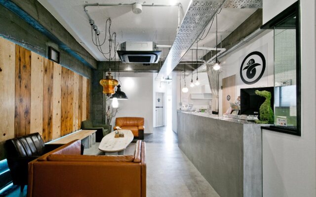 NEW WORLD INN - Hostel