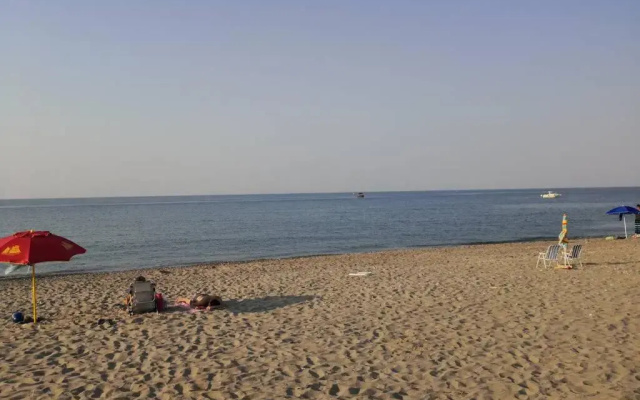 VILLA FRANCA-Casa per Vacanze al mare- Privacy e tranquillità-