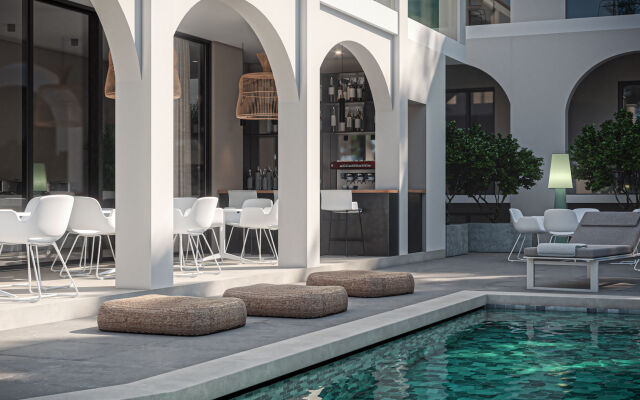 Nikon Boutique Hotel