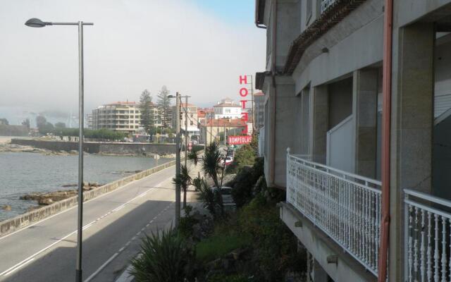 Hotel Rompeolas