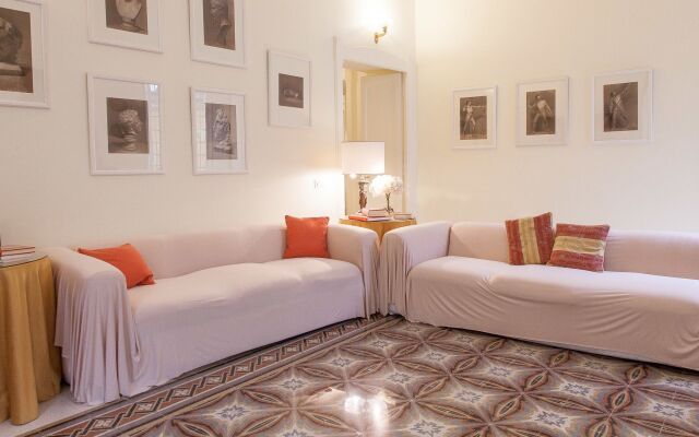 Rental In Rome Portico Ottavia Garden