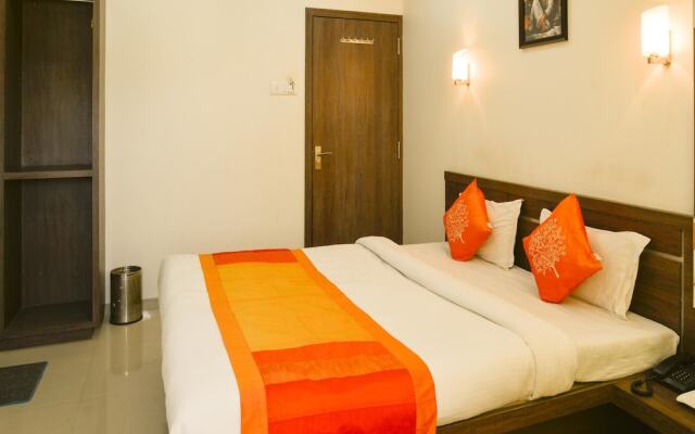 OYO 4437 Hotel Sai Sakha