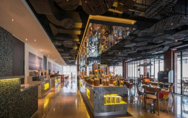 Luminor Hotel Pecenongan Jakarta by WH