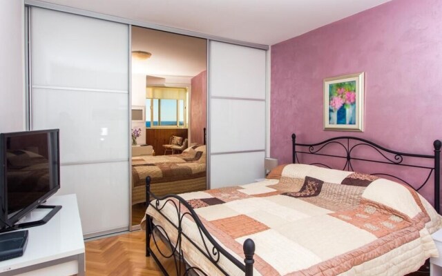 Sea View Apartments - Leo