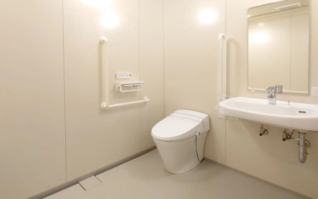 Umedaholic Hotel