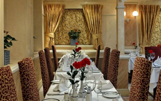Rochester Hotel by Blue Orchid