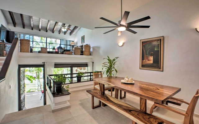 Updated Oceanside Townhome w/ Pool: Walk to Beach!
