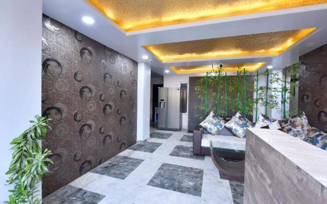 Collection O 12421 Hotel GT View