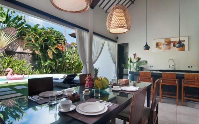 Villa Alice Satu by Villa Finder