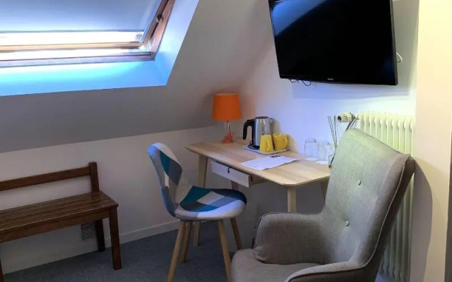 Au Cheval Blanc Hôtel et Restaurant