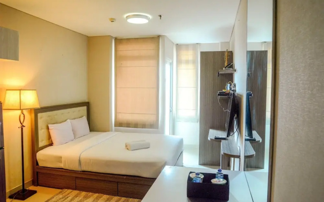 Prime Location Studio Apartment at Elpis Residence near Ancol