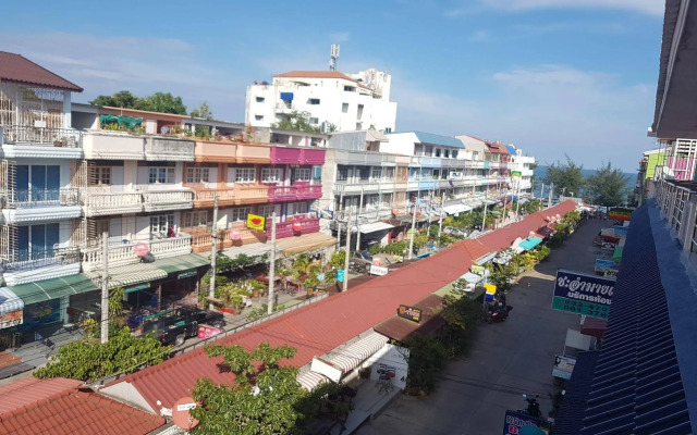 Chaam Guesthouse