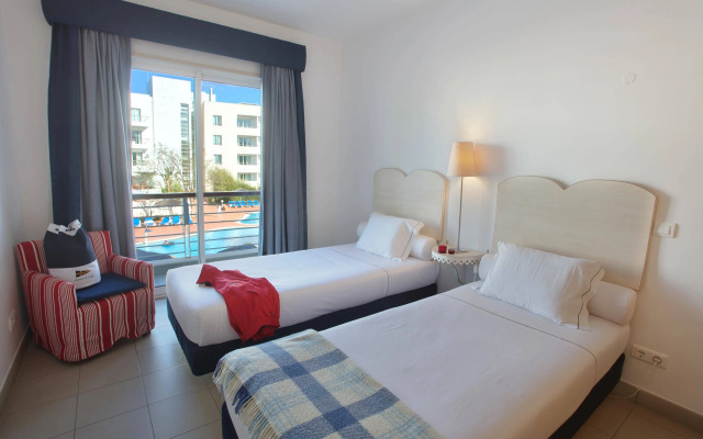 Marina Club I