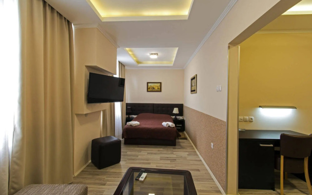 Petrus Hotel
