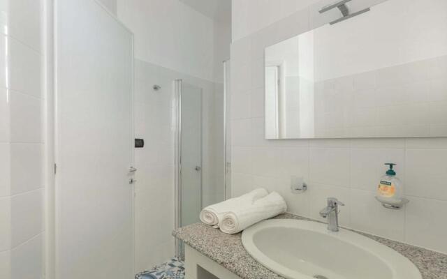 Dodger House by BarbarHouse