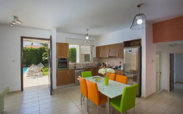 Pervolia Beach Villa Anthea Pervolia 1
