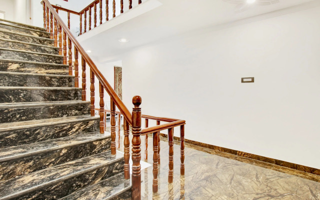 Collection O Dal Lake